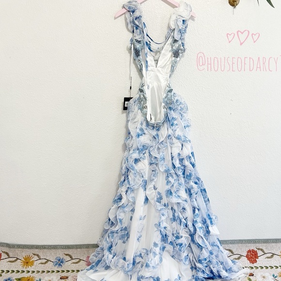 NWT Mac Duggal Floral Lace Up Tie Back Ruffle Shoulder Embellished Gown - Picture 9 of 15